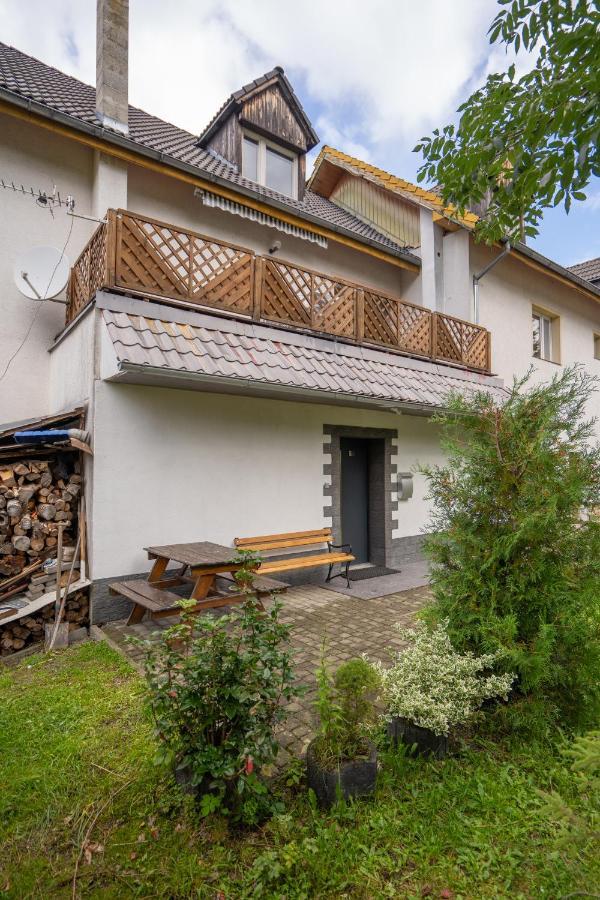 Karkonosky Apartamenty- Sciegny ภายนอก รูปภาพ